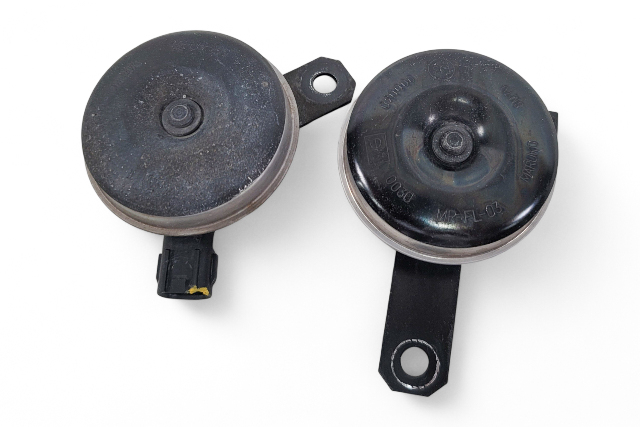 Scion FR-S 13-16 Low Pitch Tone Horn Signal SU003-02626, SU003-02625, E045, OEM, 2013, 2014, 2015, 2016