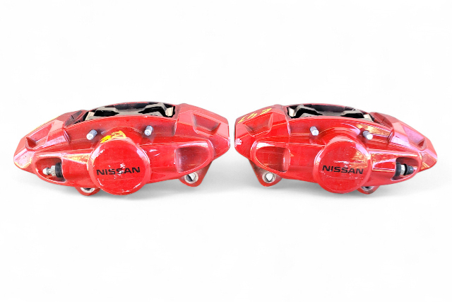 Nissan 370Z 09-20 Akebono Sport Brake Caliper Rear Left/Right Set 44011-1EA4A, 44001-1EA4A, E047, OEM, 2009, 2010, 2011, 2012, 2013, 2014, 2015, 2016, 2017, 2018, 2019, 2020