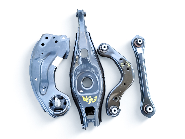 Honda Accord 23-24 Rear Lower Control Arm Set Right/Passenger, Set(4) 52350-30A-A00, E048, OEM, 2023, 2024