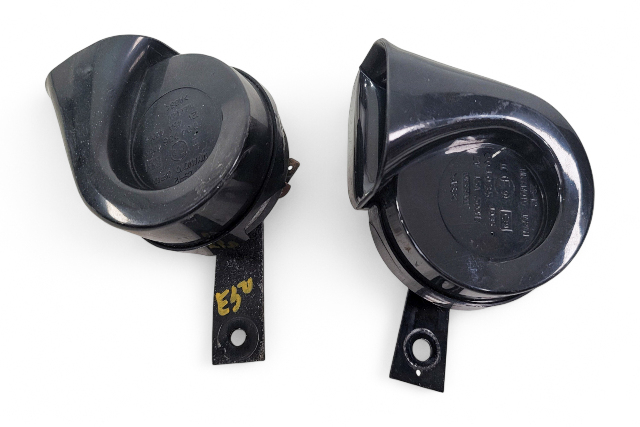 Infiniti G37 08-13 High & Low Pitch Tone Horn Set Complete Assembly 25620-JL60A, E050, OEM, 2008, 2009, 2010, 2011, 2012, 2013