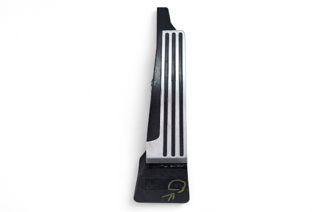 Infiniti G37 08-13 Gas Accelerator Throttle Pedal, 18002-1NC0C, E050, OEM, 2008, 2009, 2010, 2011, 2012, 2013