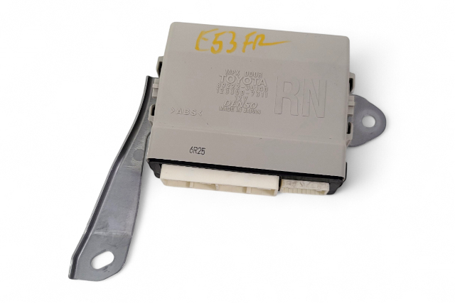 Lexus GS350 13-20 Multiplex Network Module Computer Front Right 89222-30140, E053, OEM, 2013, 2014, 2015, 2016, 2017, 2018, 2019, 2020