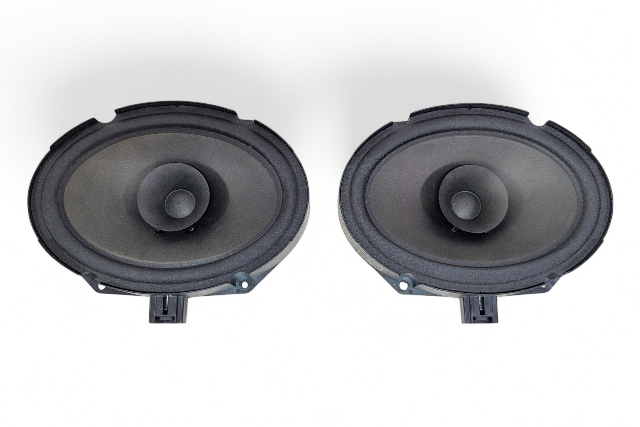 Mazda 3 Speed 10-13 Front Left/Right Door Speaker Set, GS1G-66-960B, E054, OEM, 2010, 2011, 2012, 2013