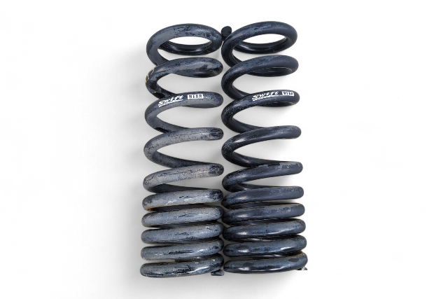 Lexus RC F 15-17 Rear Right/Left Shock Spring Coil Set 48231-24350, E055, OEM, 2015, 2016, 2017
