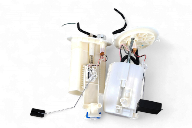 Lexus RC F 15-23 Fuel Pump Assembly 77024-24010, E055, OEM, 2015, 2016, 2017, 2018, 2019, 2020, 2021, 2022, 2023