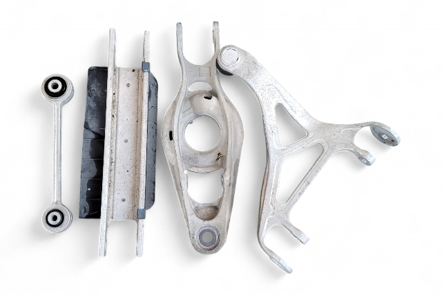 Acura RL 05-12 Rear Control Arm Right Passenger Side Set, E058, OEM, 2005, 2006, 2007, 2008, 2009, 2010, 2011, 2012