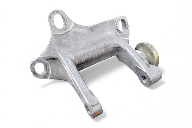 Honda Element 02-06 Front Left Top Transmission Upper Bracket ONLY, 50825-S7C-980, E063, OEM, 2002, 2003, 2004, 2005, 2006