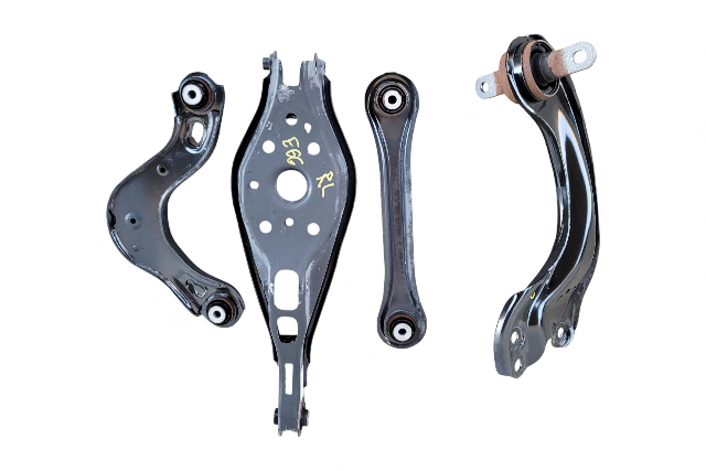Honda Insight 19-22 Rear Lower Control Arm Set Left/Driver, E066, OEM, 2019, 2020, 2021, 2022