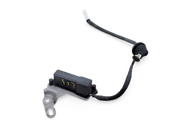 Lexus ES300h 13-17 Tire Pressure Monitor Sensor TPMS 8976C-33030, E068, OEM, 2013, 2014, 2015, 2016, 2017