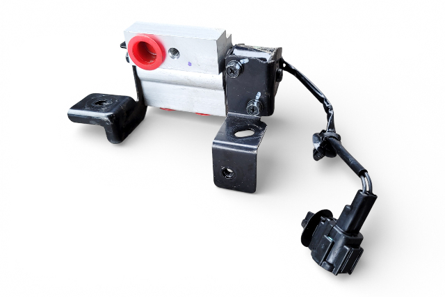 Nissan Leaf 13-17 A/C Valve Three Way, 92489-3NF1A, E070, OEM, 2013, 2014, 2015, 2016, 2017