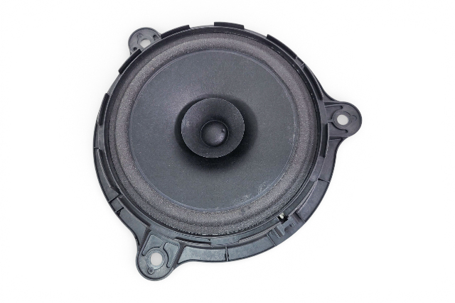 Infiniti Q50 14-20 Front Door Speaker BOSE Left 28156-5MA0A, E075, OEM, 2014, 2015, 2016, 2017, 2018, 2019, 2020