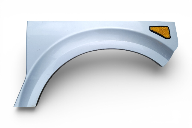 Honda Element 06-08 Front Fender Cladding Molding Right/Passenger Silver Metallic, 74115-SCV-A20ZD, E079, OEM, 2006, 2007, 2008