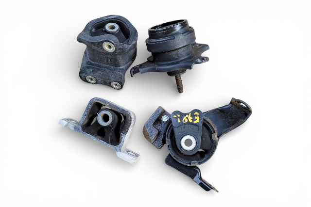 Honda Element 03-11 Engine Rubber Mount Set(4) 50810-S7D-003, 50821-SCV-A03, 50815-SCV-A84, E079, OEM, 2003, 2004, 2005, 2006, 2007, 2008, 2009, 2010, 2011