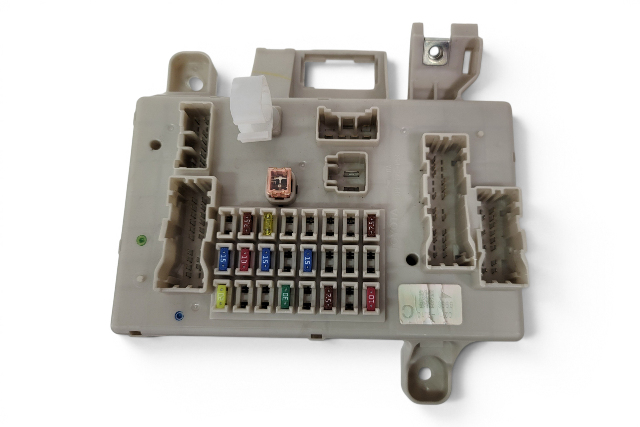 2007-2011 Toyota FJ Cruiser Driver Fuse Box Module Control Unit 82730-35371, F030, OEM, 2007, 2008, 2009, 2010, 2011