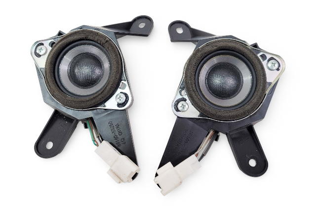 Lexus IS250 06-13 Tweeter Speaker Front Door Audio Speaker Left/Right Set of (2) 86160-53250, F004, OEM, 2006, 2007, 2008, 2009, 2010, 2011, 2012, 2013
