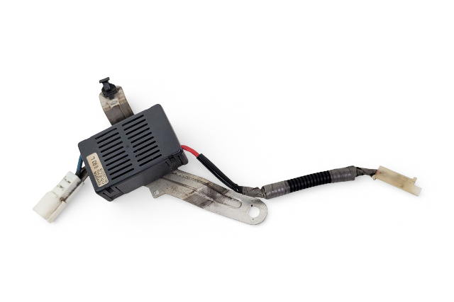 Lexus IS250 06-13 Radio Receiver Noise Filter Module Unit 863B0-53010, F004, OEM, 2006, 2007, 2008, 2009, 2010, 2011, 2012, 2013