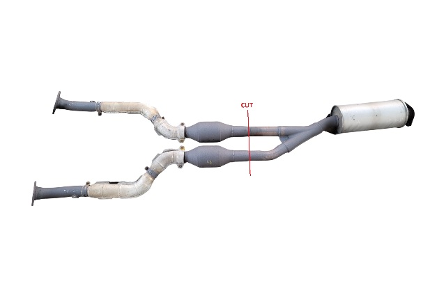 Lexus IS250 06-13 Center Exhaust Pipe Muffler Front 17410-31G50, F004, OEM, 2006, 2007, 2008, 2009, 2010, 2011, 2012, 2013