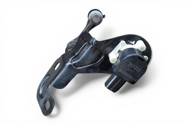 Lexus ES300h 13-18 Suspension Height Control Sensor Leveling 89407-33050, F010, OEM, 2013, 2014, 2015, 2016, 2017, 2018