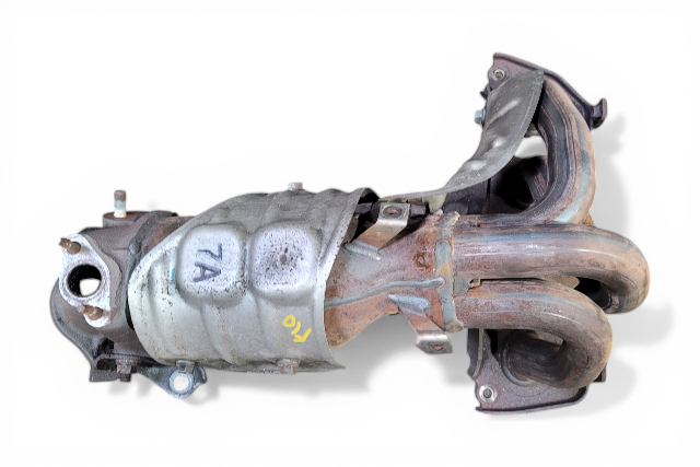 2013-2018 Lexus ES300h Exhaust Manifold 4 Cylinder 2.5L 25051-0V230, F010, OEM, 2013, 2014, 2015, 2016, 2017, 2018