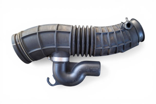 2006-2008 Honda Ridgeline Air Cleaner Air Flow Tube Outlet Duct Hose, 17228-RJE-A00, F017, OEM, 2006, 2007, 2008