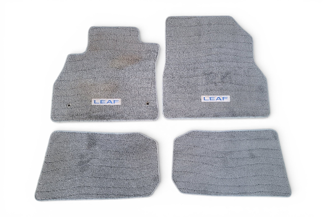 2011-2012 Nissan Leaf Floor Mats Piece Black Set(4) 999E2-8X001, F020, OEM, 2011, 2012