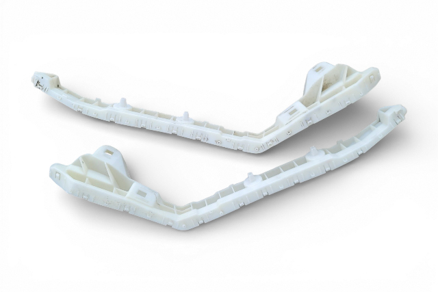 2011-2012 Nissan Leaf Rear Bumper Spacer Bracket Right/Left Set 85226-3NA0A, F020, OEM, 2011, 2012