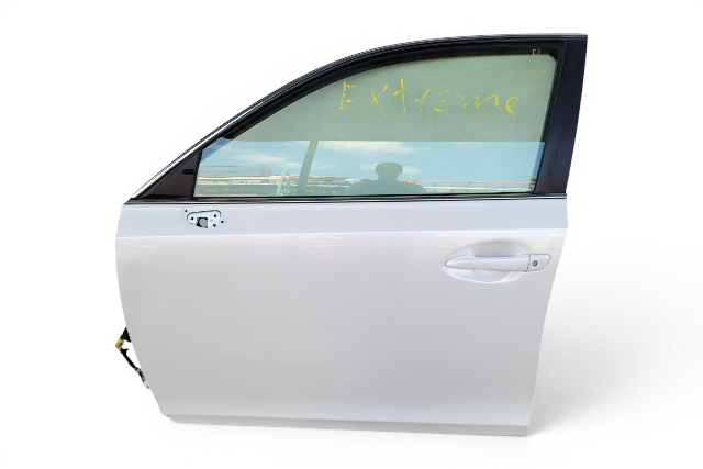 2011-2017 Lexus CT200h Front Left/ Side Door Assembly Sonic White, 67002-76050, F024, OEM, 2011, 2012, 2013, 2014, 2015, 2016, 2017
