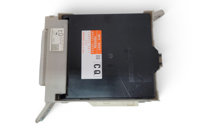 2013-2015 Lexus GS350 Fuse Box Multiplex Module Network Control 89221-30332, F025, OEM, 2013, 2014, 2015
