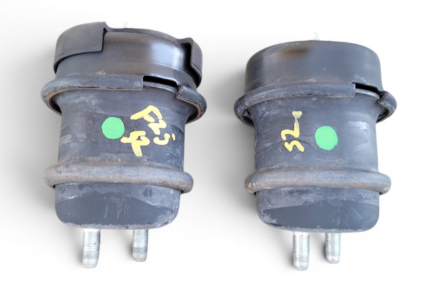 2013-2018 Lexus GS350 Front Engine Mount Support Mount Right/Left AWD Set(2) 12361-31320, F025, OEM, 2013, 2014, 2015, 2016, 2017, 2018