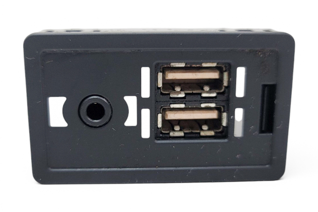 2015-2018 Lexus RC350 USB AUX Connector Port Jack 86190-53051, F026, OEM, 2015, 2016, 2017, 2018