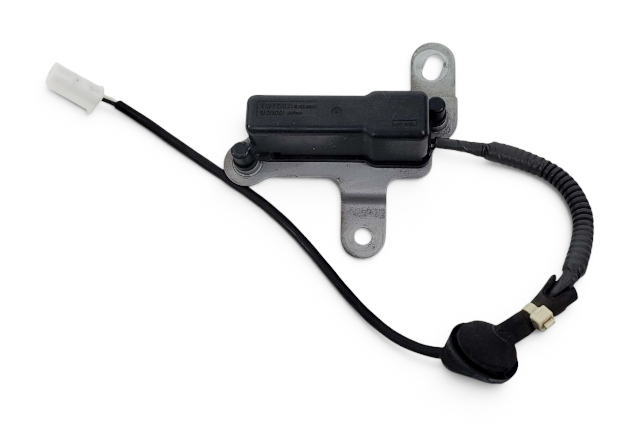 2015-2020 Lexus RC350 Rear Tire Pressure Monitor Sensor TPMS 8976C-24011, F026, OEM, 2015, 2016, 2017, 2018, 2019, 2020, 2021