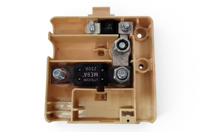 2003-2008 BMW Z4 Positive Cable Fuse Box Junction Block Genuine, 61-13-6-924-389, F027, OEM, 2003, 2004, 2005, 2006, 2007, 2008