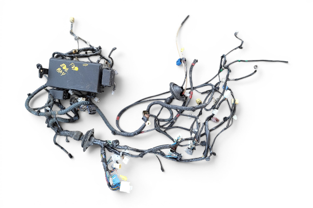 2003-2005 Toyota 4Runner Engine Bay Wire Harness With Fuse Box, F029, OEM, 2003, 2004, 2005
