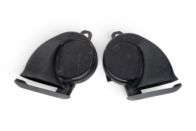 2003-2009 Toyota 4Runner High/Low Pitch Horn Assembly Set (2), F029, OEM, 2003, 2004, 2005, 2006, 2007, 2008, 2009