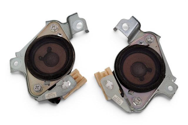 2007-2014 Toyota FJ Cruiser Front Dashboard Audio Radio Dash Speaker Set, F030, 86160-35270, OEM, 2007, 2008, 2009, 2010, 2011, 2012, 2013, 2014