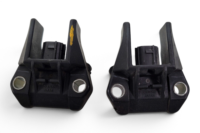 2007-2013 Toyota FJ Cruiser Front Right/Left Crash Impact Sensor Set, 89173-39375, F030, OEM, 2007, 2008, 2009, 2010, 2011, 2012, 2013