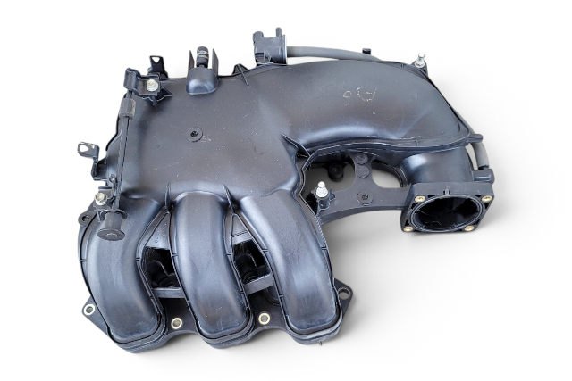 2009-2013 Toyota FJ Cruiser 4.0L V6 Intake Manifold Upper Cover 17109-31180, F030, OEM, 2009, 2010, 2011, 2012, 2013, 2014