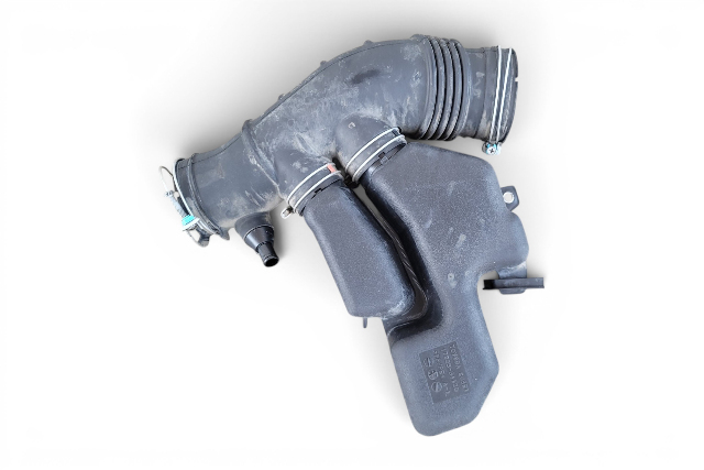 2009-2014 Toyota FJ Cruiser Air Cleaner Flow Duct Hose Tube 17881-31250, F030, OEM, 2009, 2010, 2011, 2012, 2013, 2014
