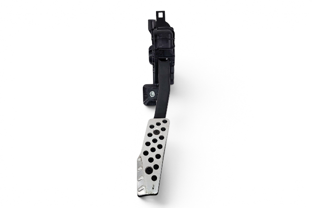 2004-2011 Mazda RX-8 RX8 Gas Accelerator Pedal F157-41-600D, F031, OEM, 2004, 2005, 2006, 2007, 2008, 2009, 2010, 2011