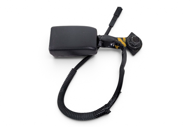 2004-2005 Mazda RX-8 RX8 Front Seat Belt Buckle Right/Passenger Black F151-57-620A, F031, OEM, 2004, 2005