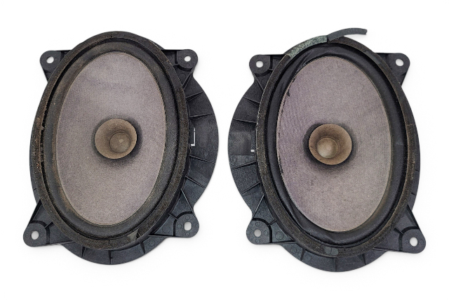 2003-2006 Toyota 4Runner Door Radio Audio Speaker, Front Left/Right, 86160-35190, F032, OEM, 2003, 2004, 2005, 2006