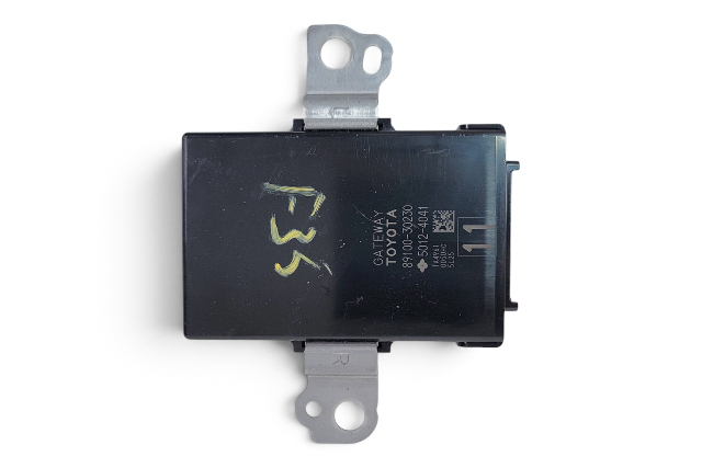 2015-2020 Lexus GS350 Network Gateway Engine Starter Start Unit Module Computer 89100-30230, F035, OEM, 2015, 2016, 2017, 2018, 2019, 2020