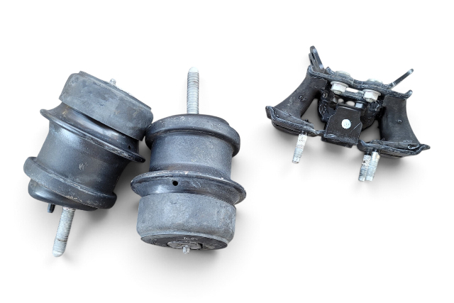 2015-2020 Lexus GS350 Front Engine Mount Support Mount Left/Right RWD Set(3), 12361-31430, 12371-36280, F035, OEM, 2015, 2016, 2017, 2018, 2019, 2020