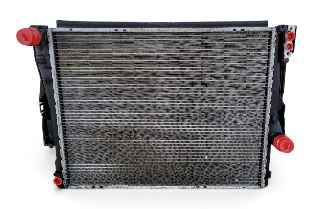 2003-2005 BMW Z4 Engine Cooling Radiator Assembly w/ Condenser, 17-11-9-071-518, F038, OEM, 2003, 2004, 2005