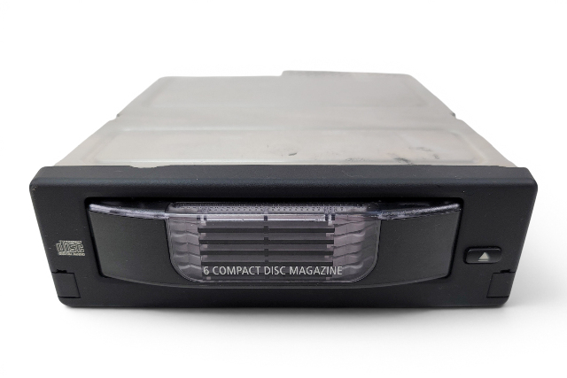 2006-2010 BMW 650i E64 Convertible 6 Disc CD Changer, 65-12-9-131-850, F039, OEM, 2006, 2007, 2008, 2009, 2010