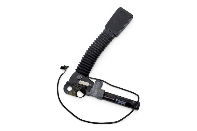 1996-2002 BMW Z3 Seat Belt Buckle Front Right Graphite Black, 72-11-8-413-888, F040, OEM, 1996, 1997, 1998, 1999, 2000, 2001, 2002