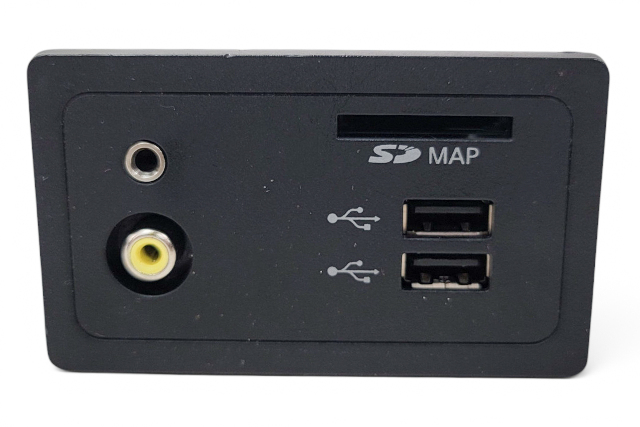 2017-2019 Infiniti Q60 USB AUX Auxiliary Port 284H3-4GA0C, F041, OEM, 2017, 2018, 2019