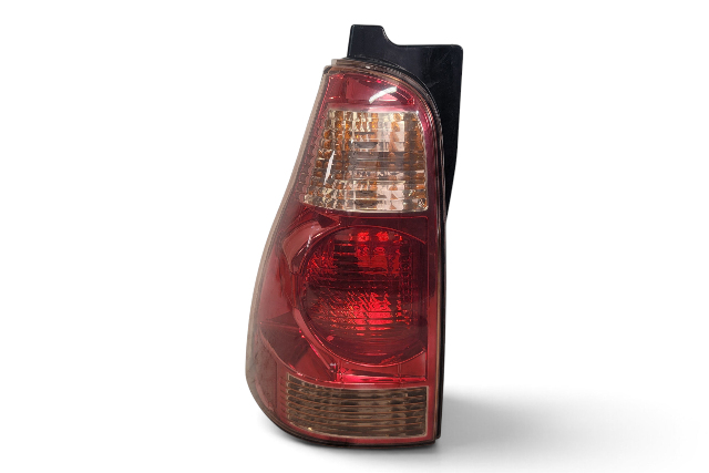 2003-2006 Toyota 4Runner Rear Left Tail Light Taillight Lamp, 81561-35270, F042, 2003, 2004, 2005, 2006