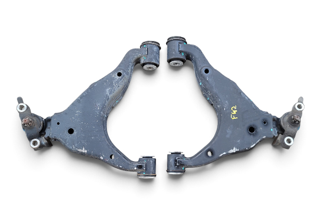 2003-2009 Toyota 4Runner Lower Arm Control, Front Right/Left Set, 48069-60010, 48068-60010, F042, OEM, 2003, 2004, 2005, 2006, 2007, 2008, 2009