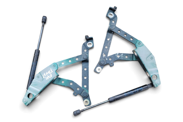 1996-2002 BMW Z3 Front Right/Left Hood Bonnet Hinge Bracket w/Support, 41-61-8-398-665, 41-61-8-398-666, F044, OEM, 1996, 1997, 1998, 1999, 2000, 2001, 2002